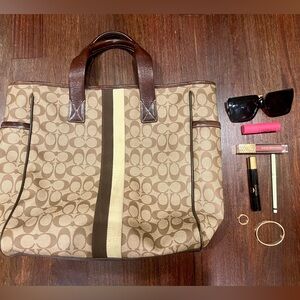 Large Authentic Coach Tote bag